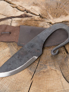 Medieval knives