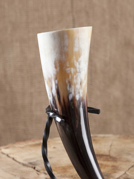 Drinking horns and accessories