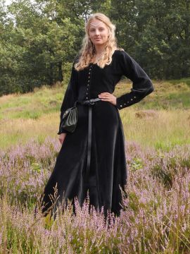 Cotehardie in black velvet