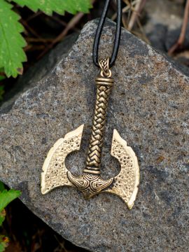 Bronze dwarf axe pendant
