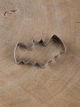 Cookie cutter bat