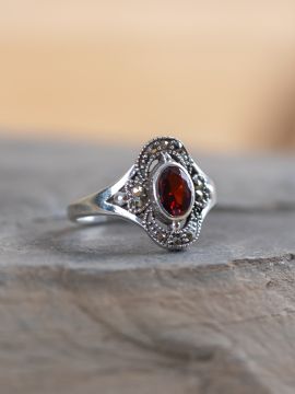 Silver ring Red Marcasite