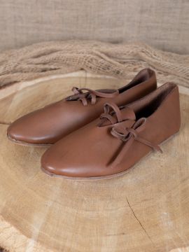 Medieval low shoes with leather sole