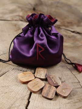 Wooden runes - 25 pieces