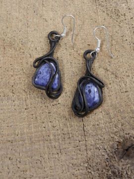Earrings with sodalite