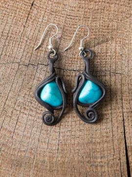 Earrings with turquoise