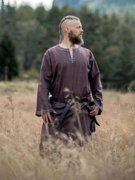 Tunic with dark brown border