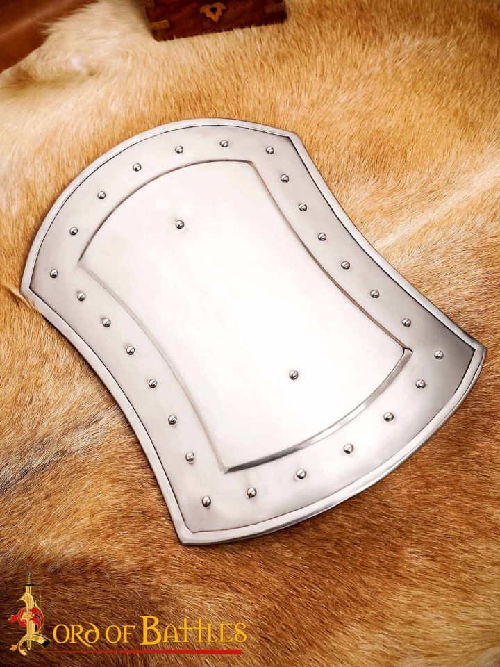 Rectangular buckler