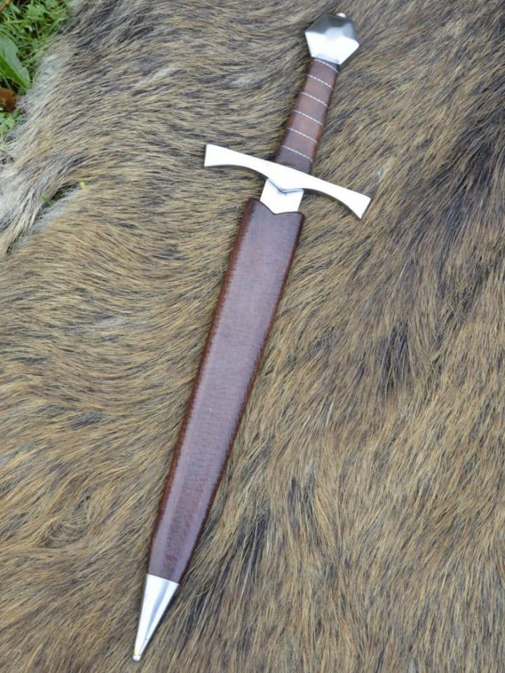Medieval dagger regular version