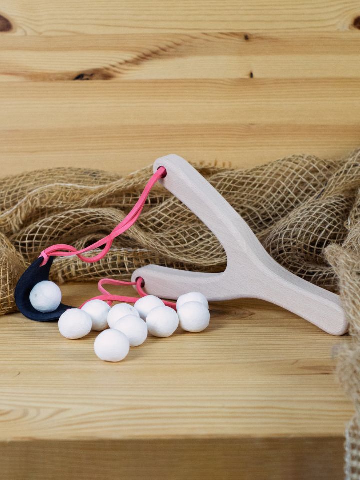 Paper ball spinner