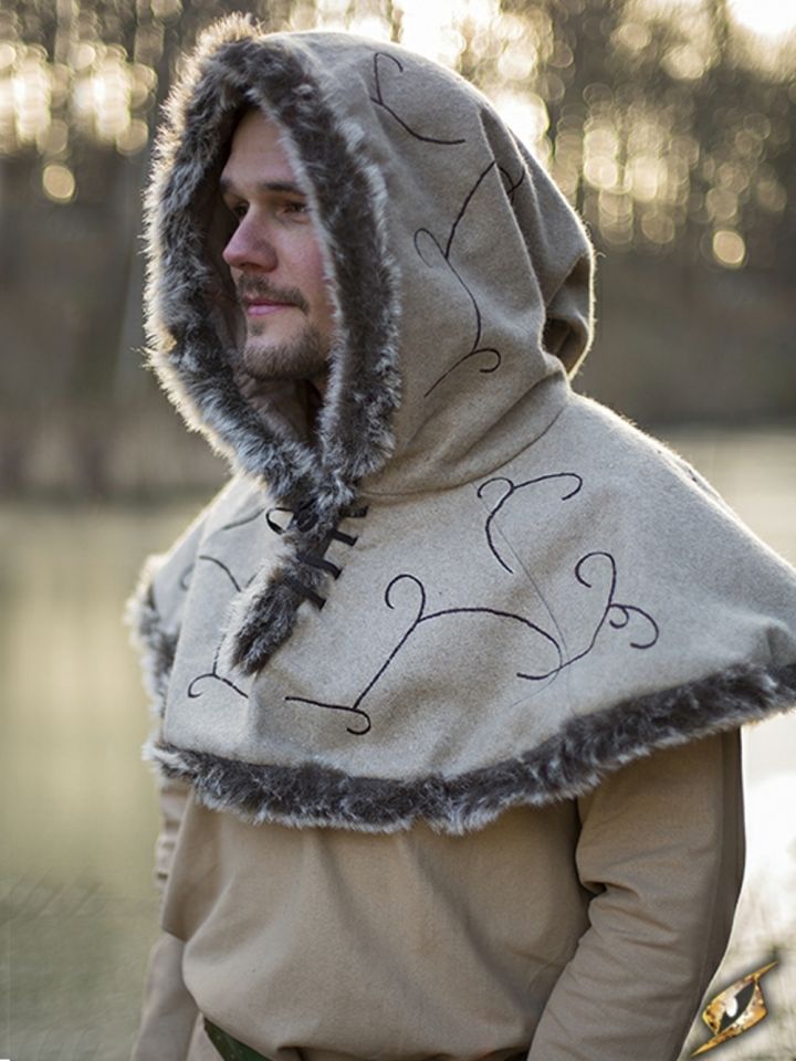 Gugel with fur trim beige