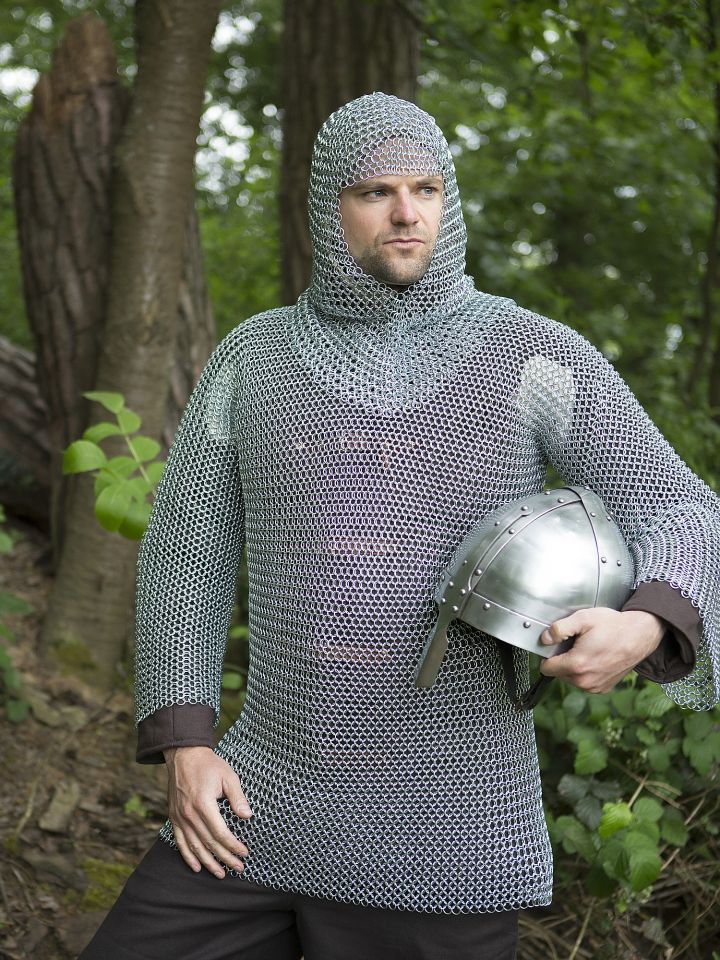 Chain mail with hood