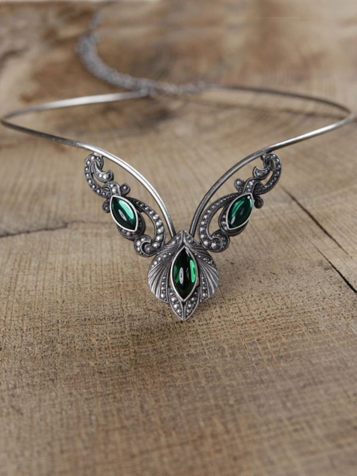 Tiara - Moss meadow tiara