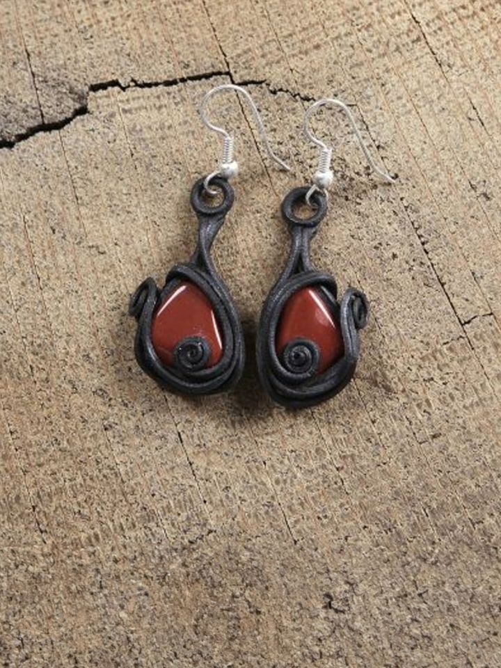 Earrings with jasper (red)