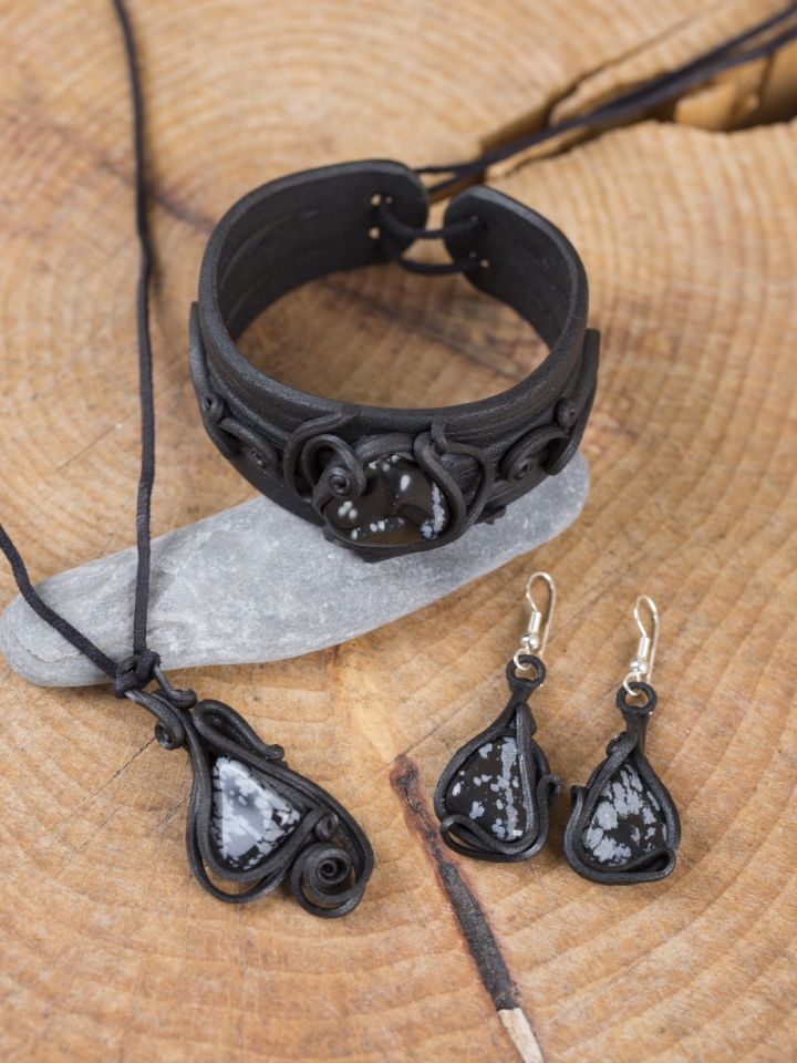Obsidian jewelry set