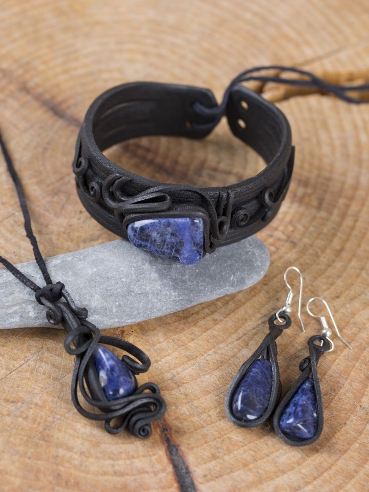Sodalite jewelry set