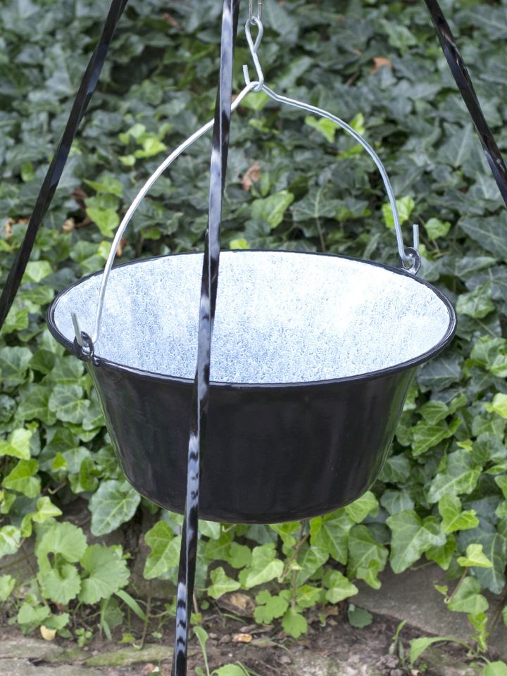 Enameled stockpot with handle 25 liters