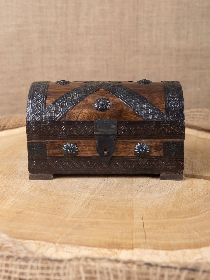 Pirate chest 11