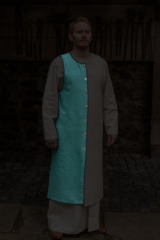 Right side tabard Auderic - green 2
