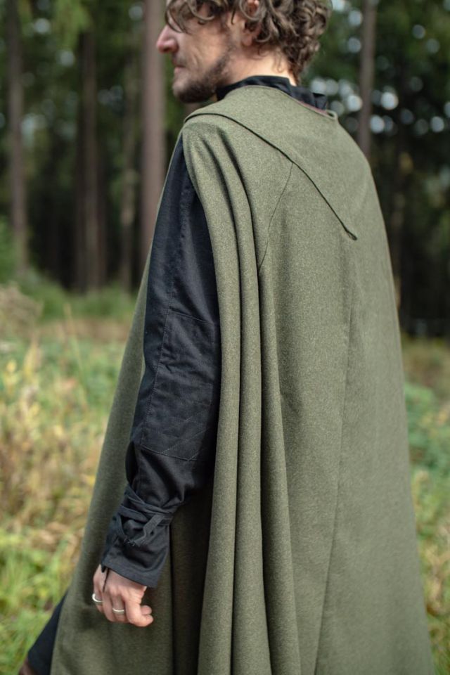 Cloak Justus olive green 2