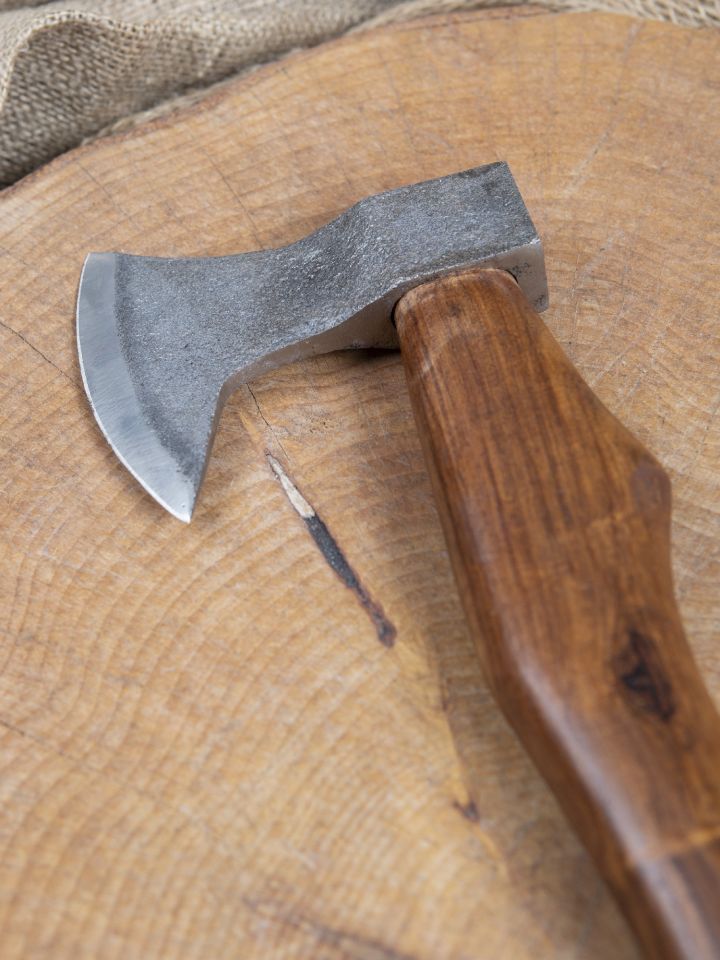 Axe with recessed grip 2