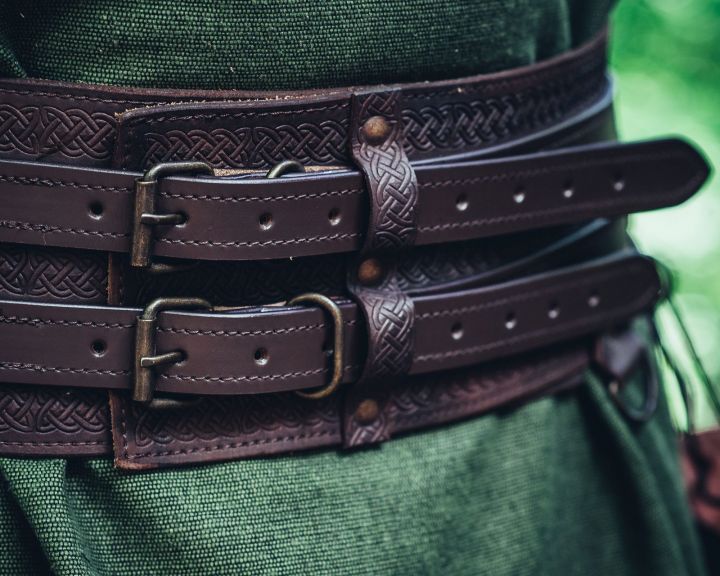 Viking belt with dark brown embossing 2