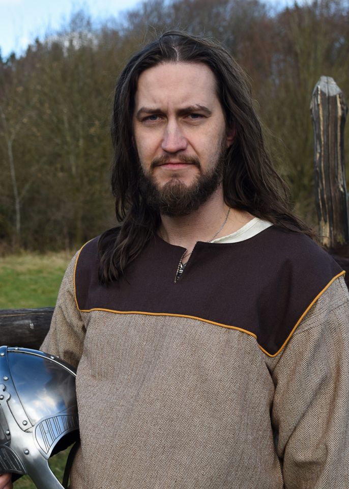 Viking tunic with herringbone pattern brown L 2