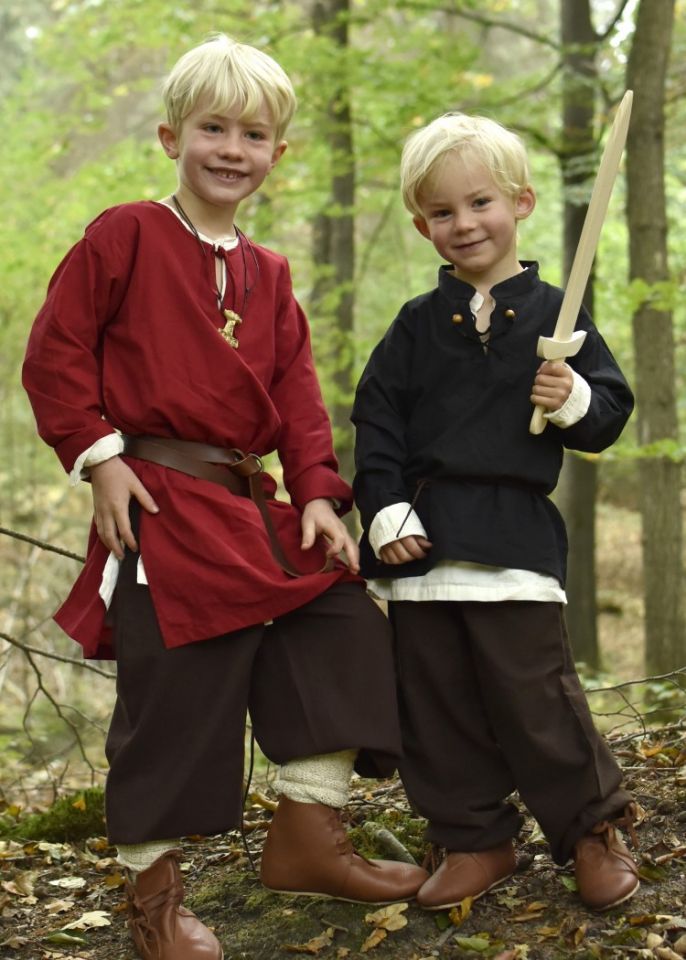 Children's medieval shirt black 2