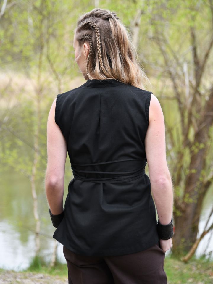 Sleeveless blouse Levke black 2