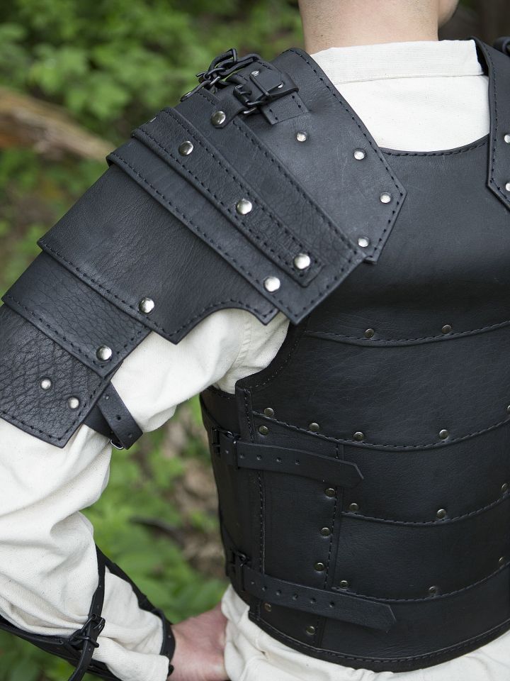 Shoulders Albrecht black 2