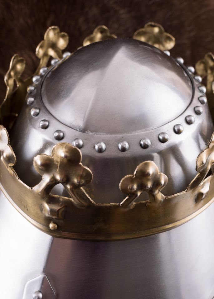 Large royal pot helmet with crown 2