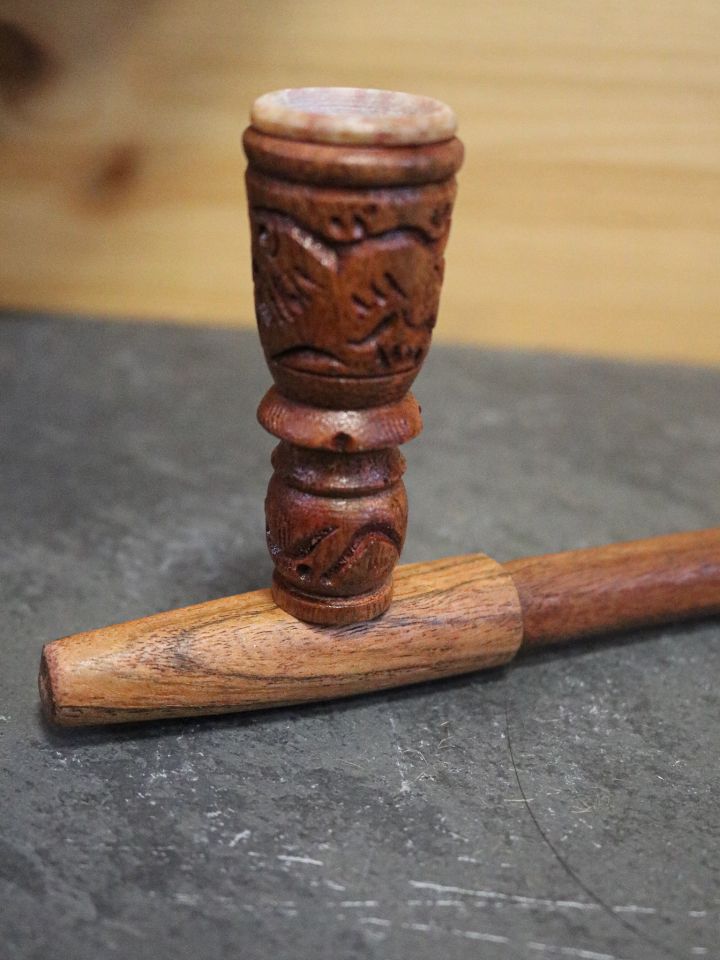 large wooden pipe Gandoril 2