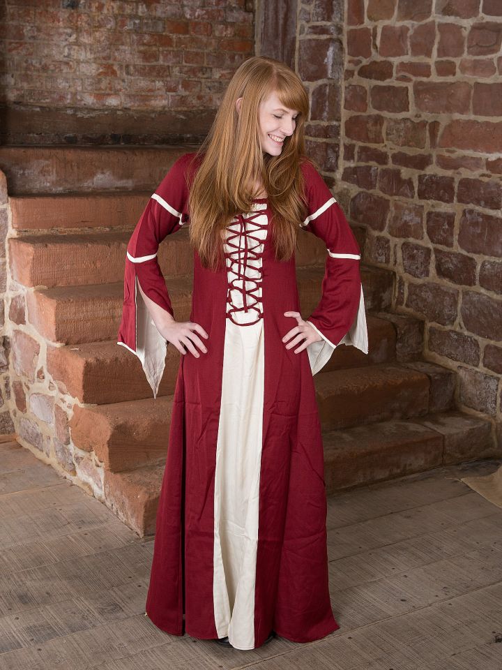 Dress with trumpet sleeves red-nature 2