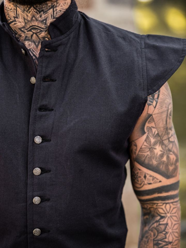 Doublet made of black cotton fabric 2