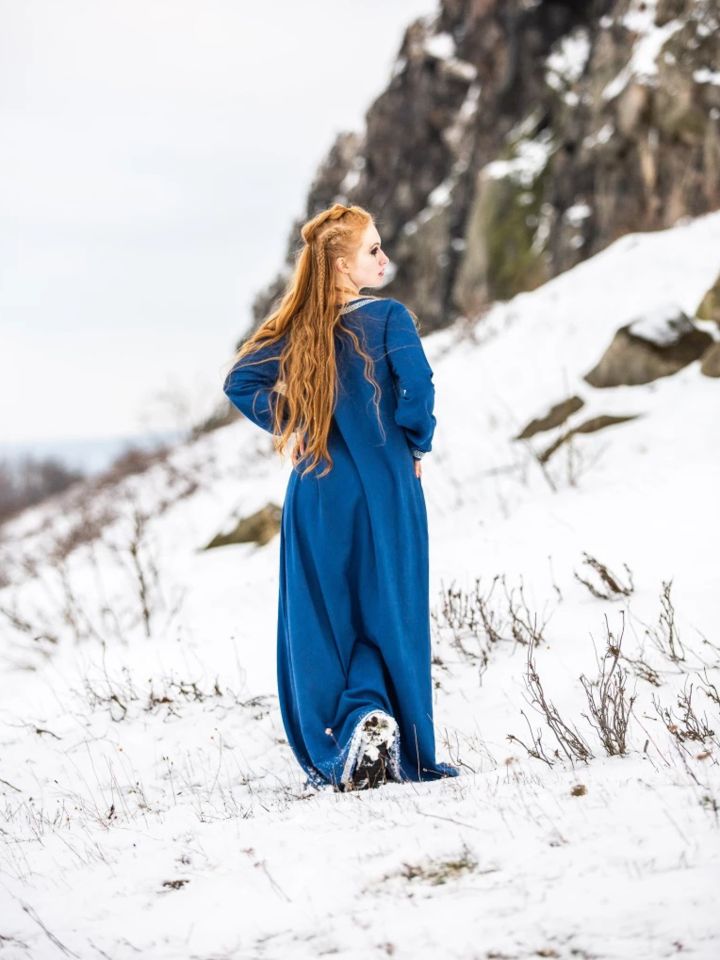 Viking dress Brigida blue 2