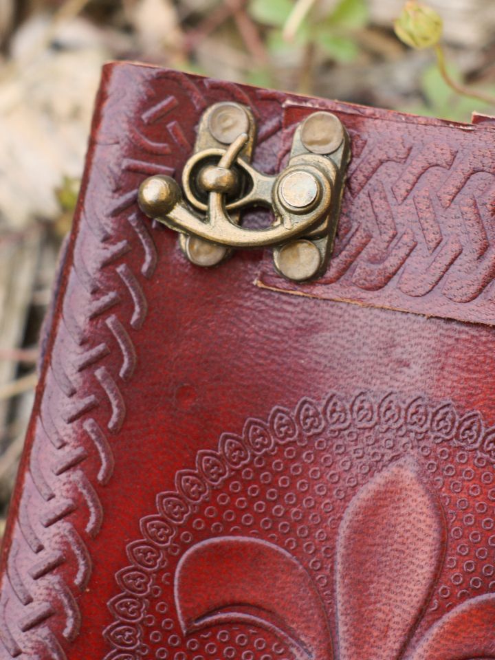 Leather book Fleur de Lys genuine leather with hook closure 2