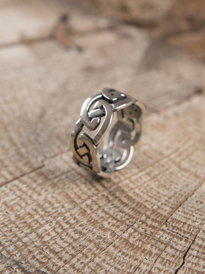 Celtic knot" ring 2