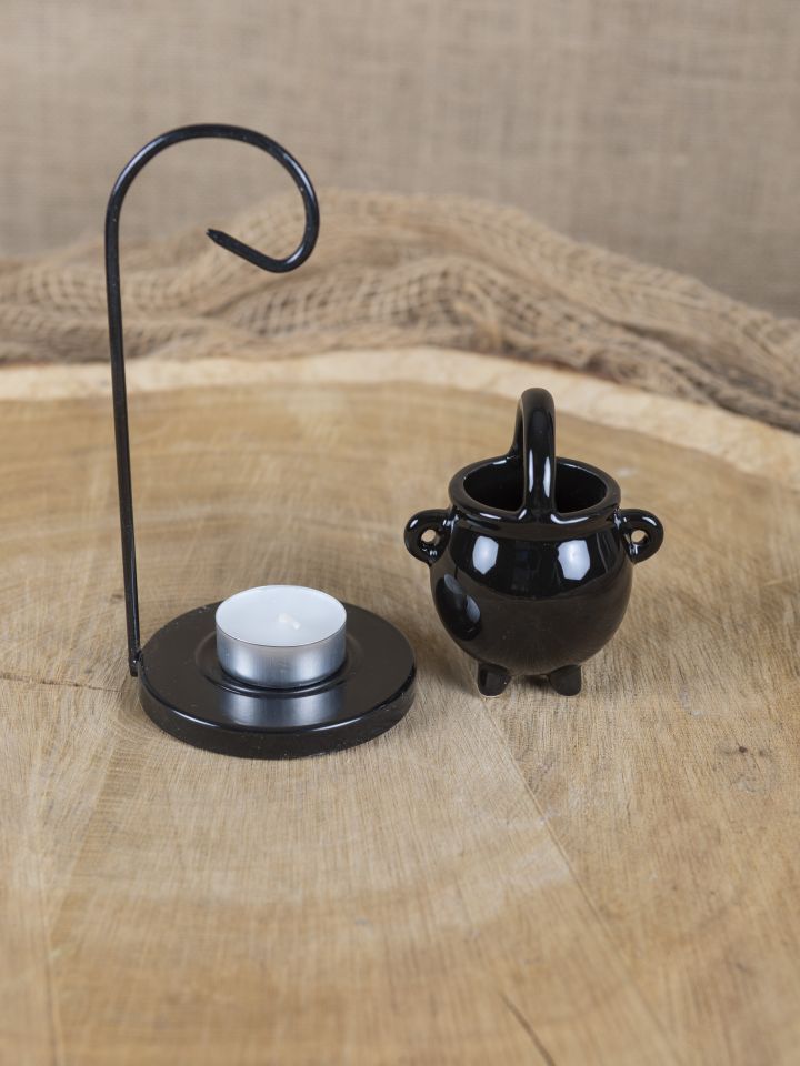 Hanging witch's cauldron fragrance lamp 2