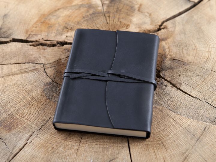 Diary in cover -black- 2