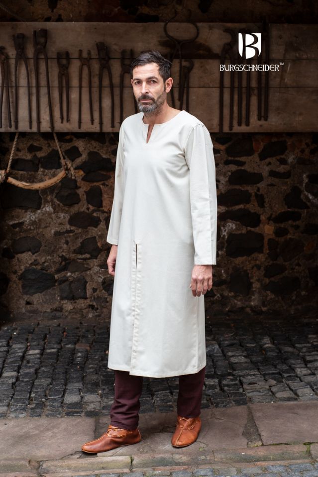 Half-length under tunic Gilbert natural M 2