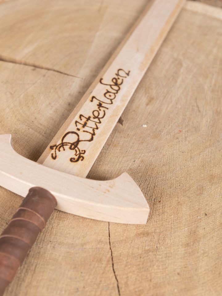 Knights Templar wooden sword with personalized engraving 2