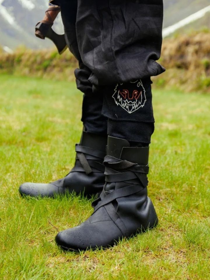 Viking boots with rubber sole black 2
