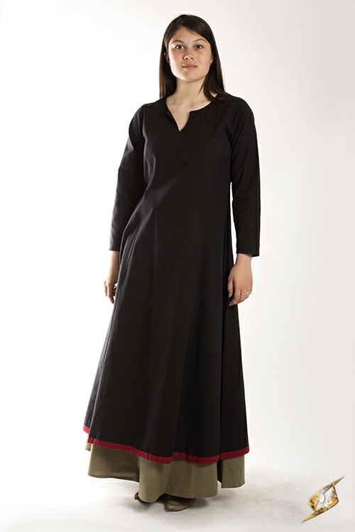 Simple black robe M 2