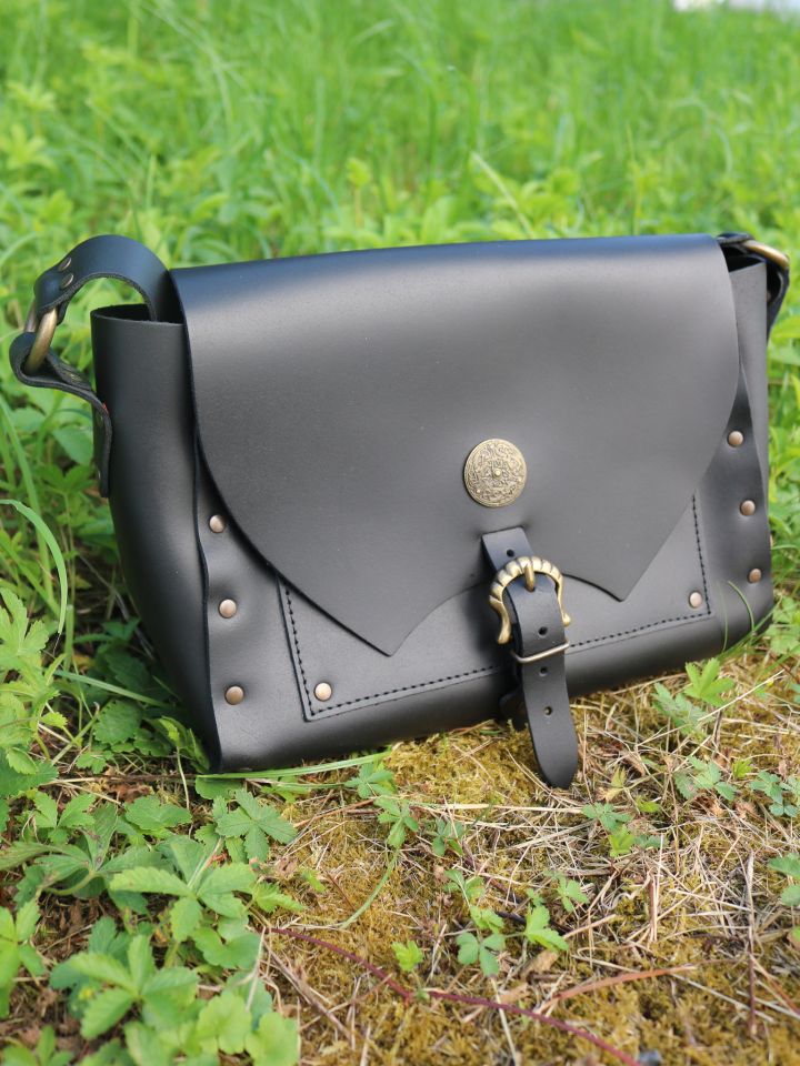 Black leather shoulder bag 2