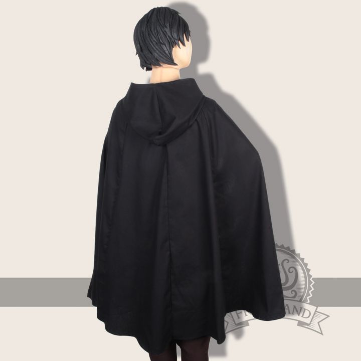 Hooded cape Iva black 2