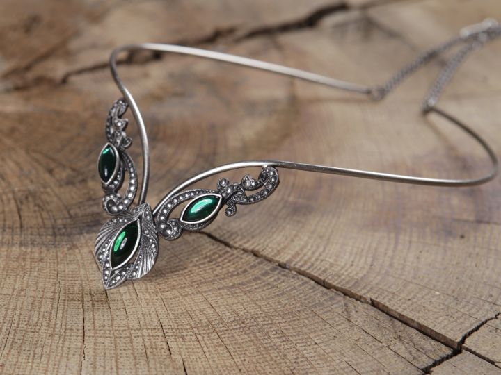 Tiara - Moss meadow tiara 2