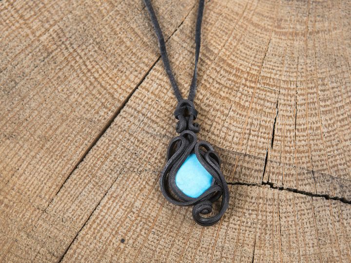Pendant with turquoise 2