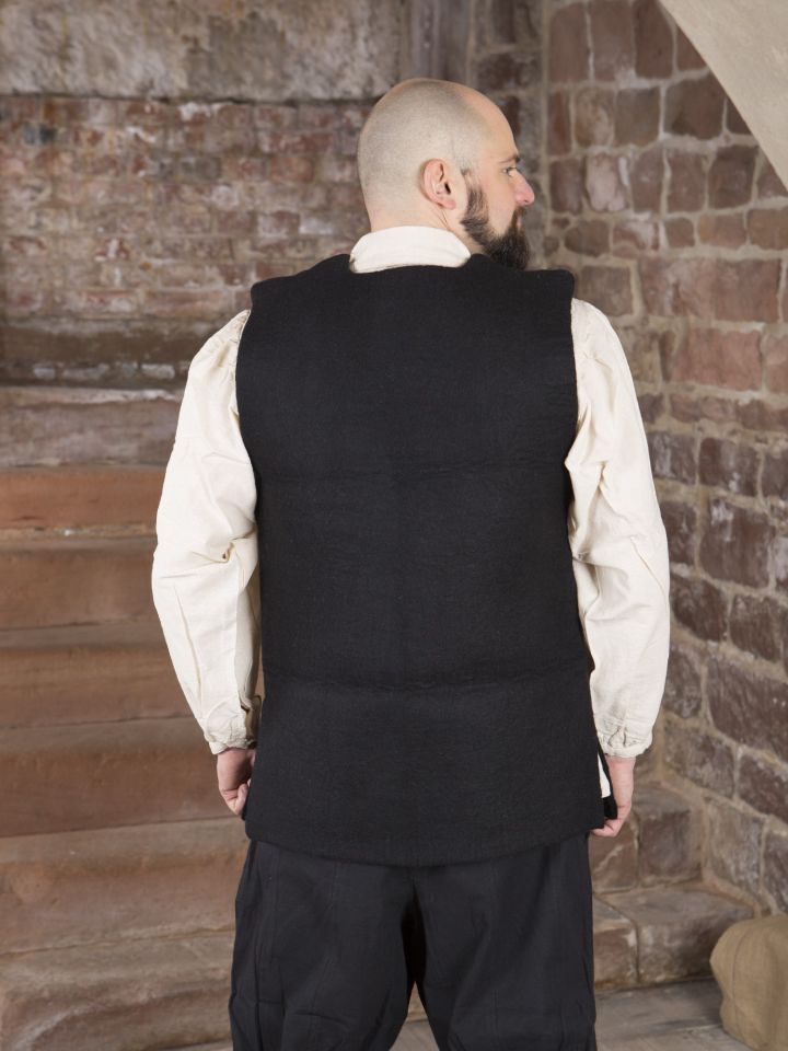 Wool felt vest black 2