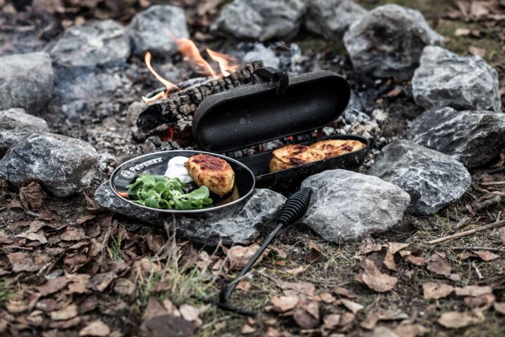 Cast iron potato roaster 2
