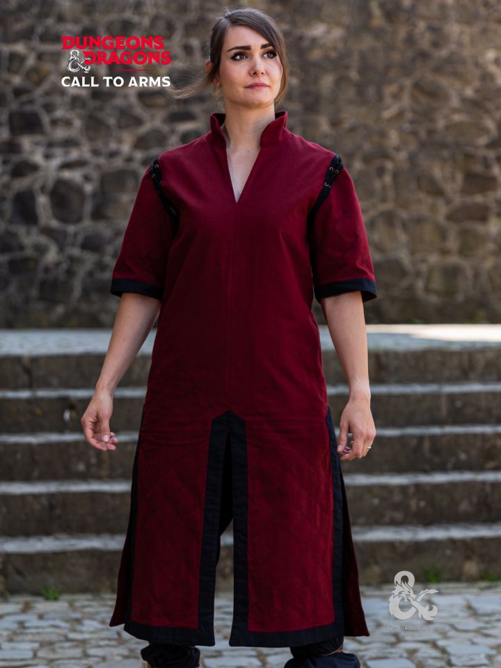 D&D fighter tunic red-black 3